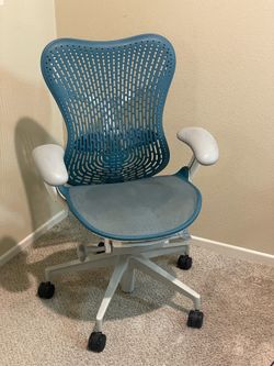 Herman Miller Mirra 2 — Fully Loaded
