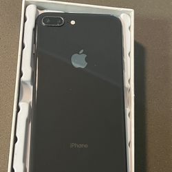 iPhone 8+ PLUS Size UNLOCKED Like New 