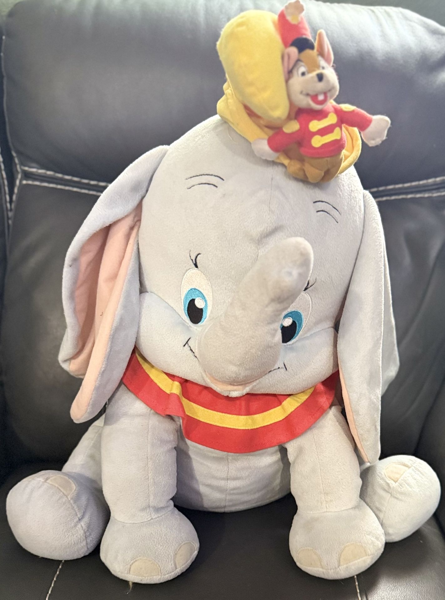 Vintage 24” DISNEY Jumbo Dumbo Plush Plushy 2001 Fisher Price Mattel HUGE EARS