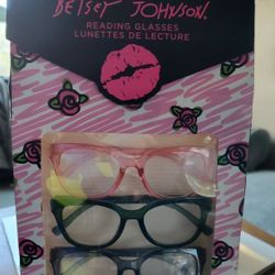 Betsey Johnson 1.50 Reading Glasses 