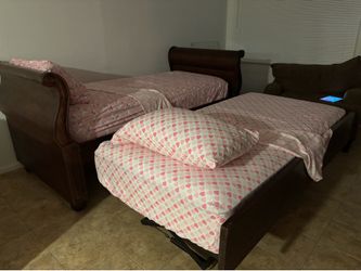 Day Bed and trundle with mattress $275.00