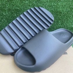 Yeezy Onyx Size 11 Og All 