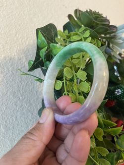 64mm Jadeite Bangle 