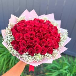 Valentine's Day Flowers Roses Bouquets 