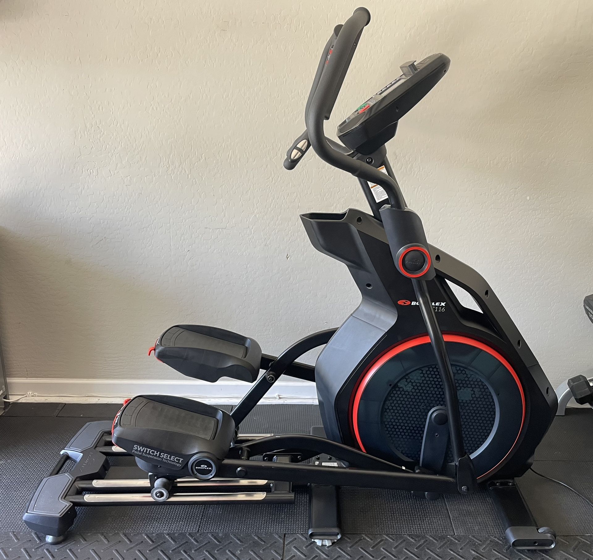BowFlex BXE116 Elliptical Stride-Trainer Exercise Workout Machine Fitness Cardio