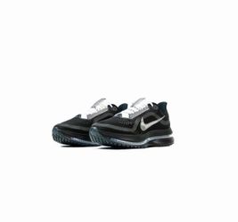 Nike Pegasus Premium SP Black / Metallic Silver / White size 12 used