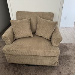 Swivel Accent Chair