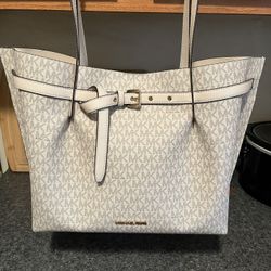 Michael Kors Travel Purse
