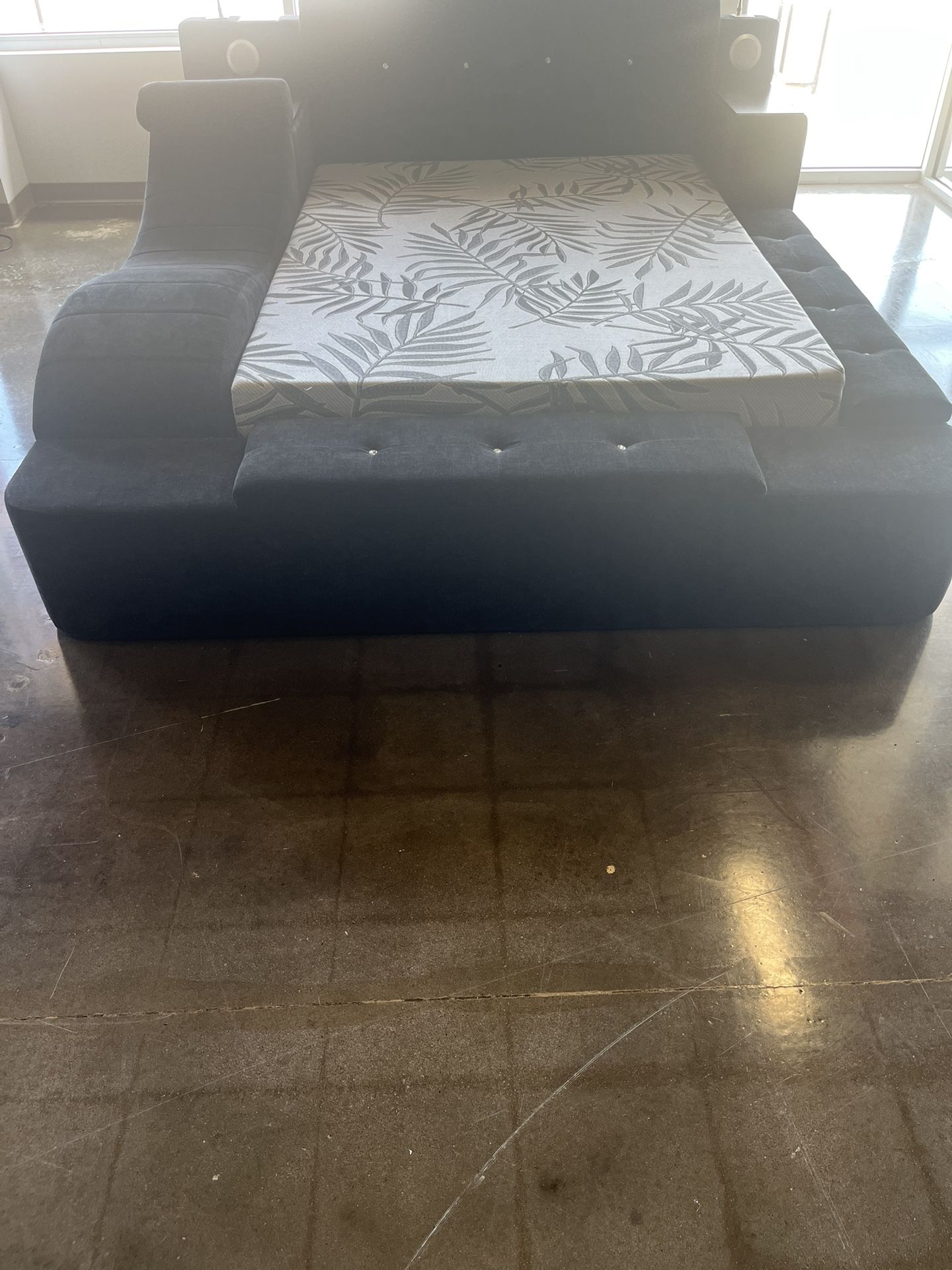 Queen Size Bedframe
