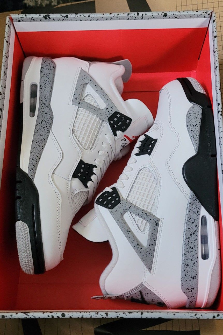 Jordan Retro 4 White Cement Size 10