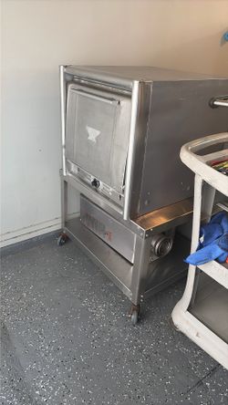 Baker’s Pride Pizza Oven