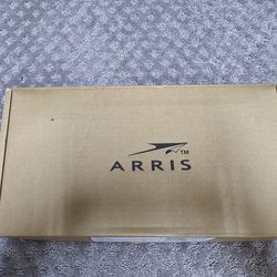2 ARRIS NVG468MQ Routers and 1 ARRIS AM525NA Extender