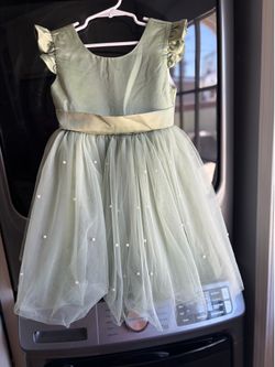Toddler size 5 sage dress