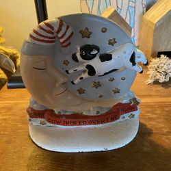 Heavy The Cow Jumped Over The Moon Decoration 