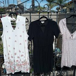 WOMEN'S DRESSES $5 EACH 