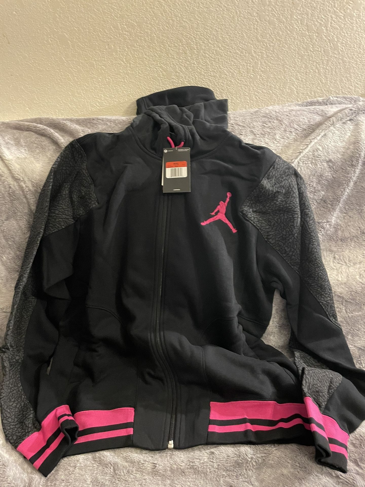 Nike Air Jordan Hoodie Size Large Nwt
