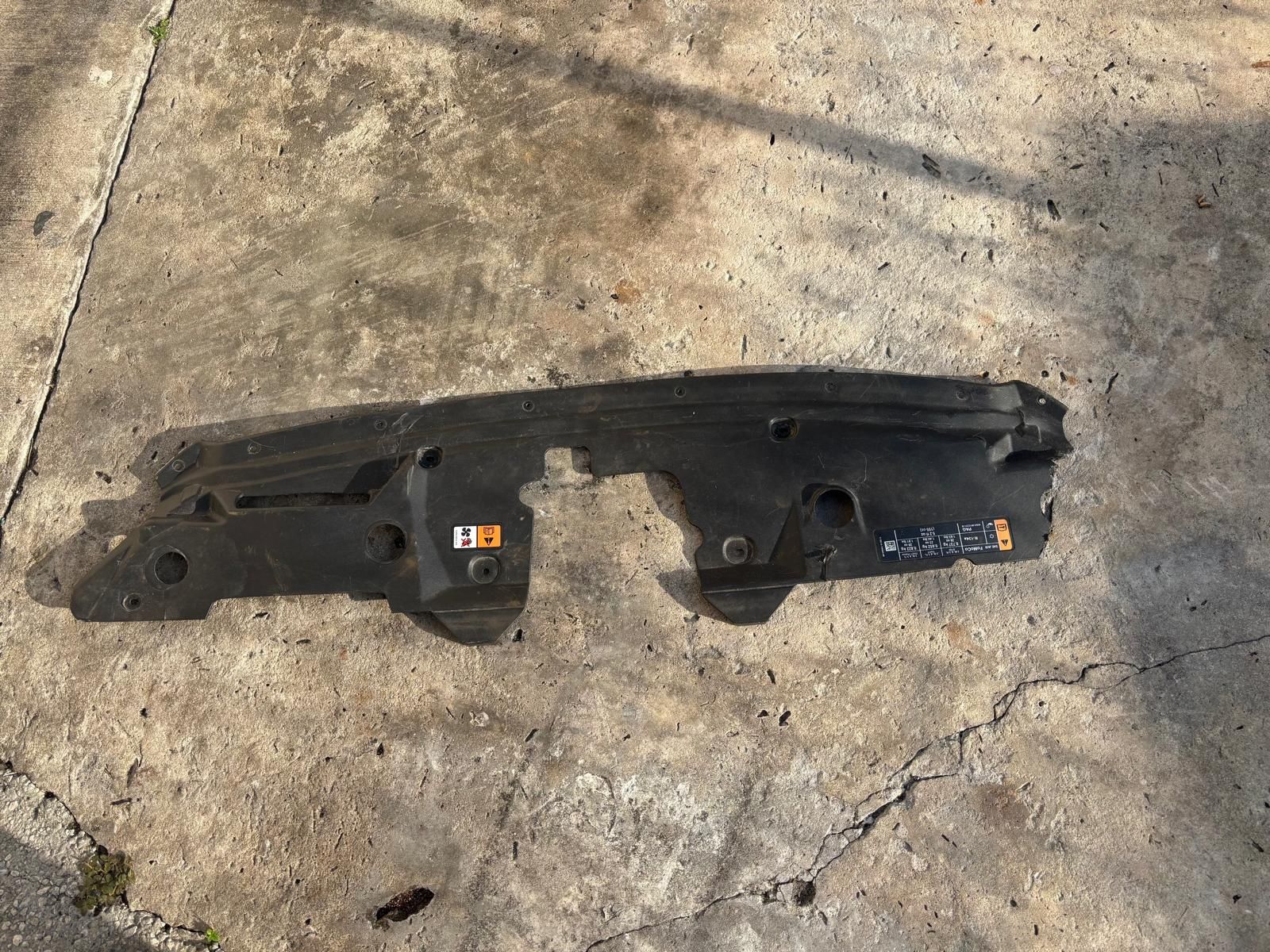 Upper Radiator Support Cover For 2013-2019 Ford Taurus/Police Interceptor Sedan