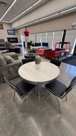 5 PC DINING TABLE