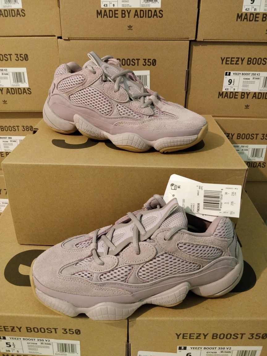 Yeezy 500 Soft Vision size