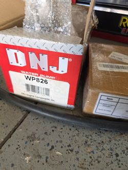 Mini Cooper R35  Misc Parts Water Pump And Window Motor