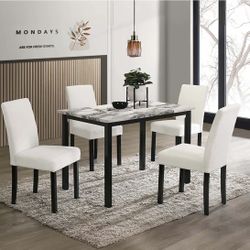 Beautiful 5pc Dining Table Set