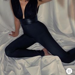 Fashion nova jumsuit