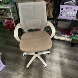 White Desk Chair 