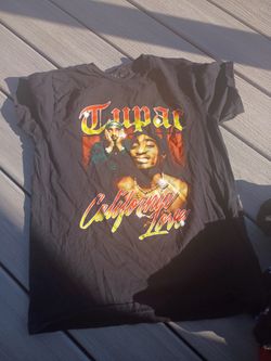 Tupac Shirt Size m
