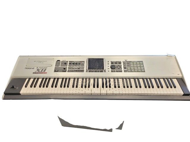 Roland Fantom X8 Keyboard Workstation with Stand