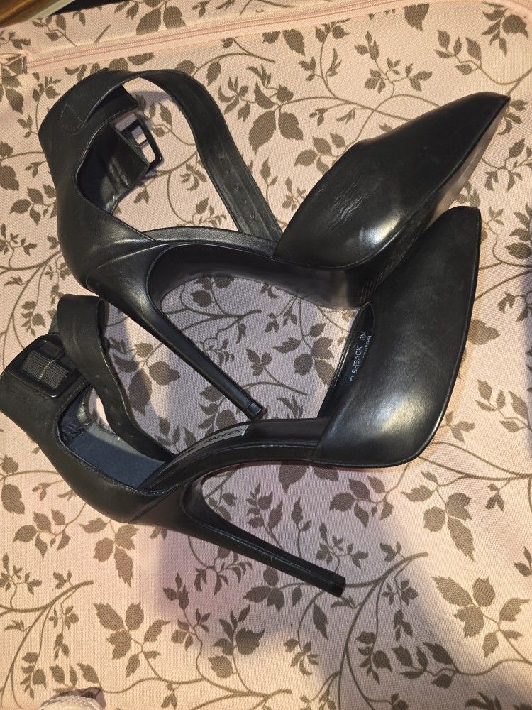 Steve Madden Black Heels Size 8