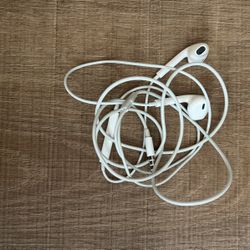 Apple EarPods