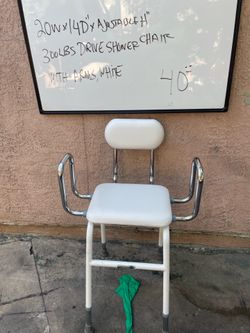 Shower chair with arms