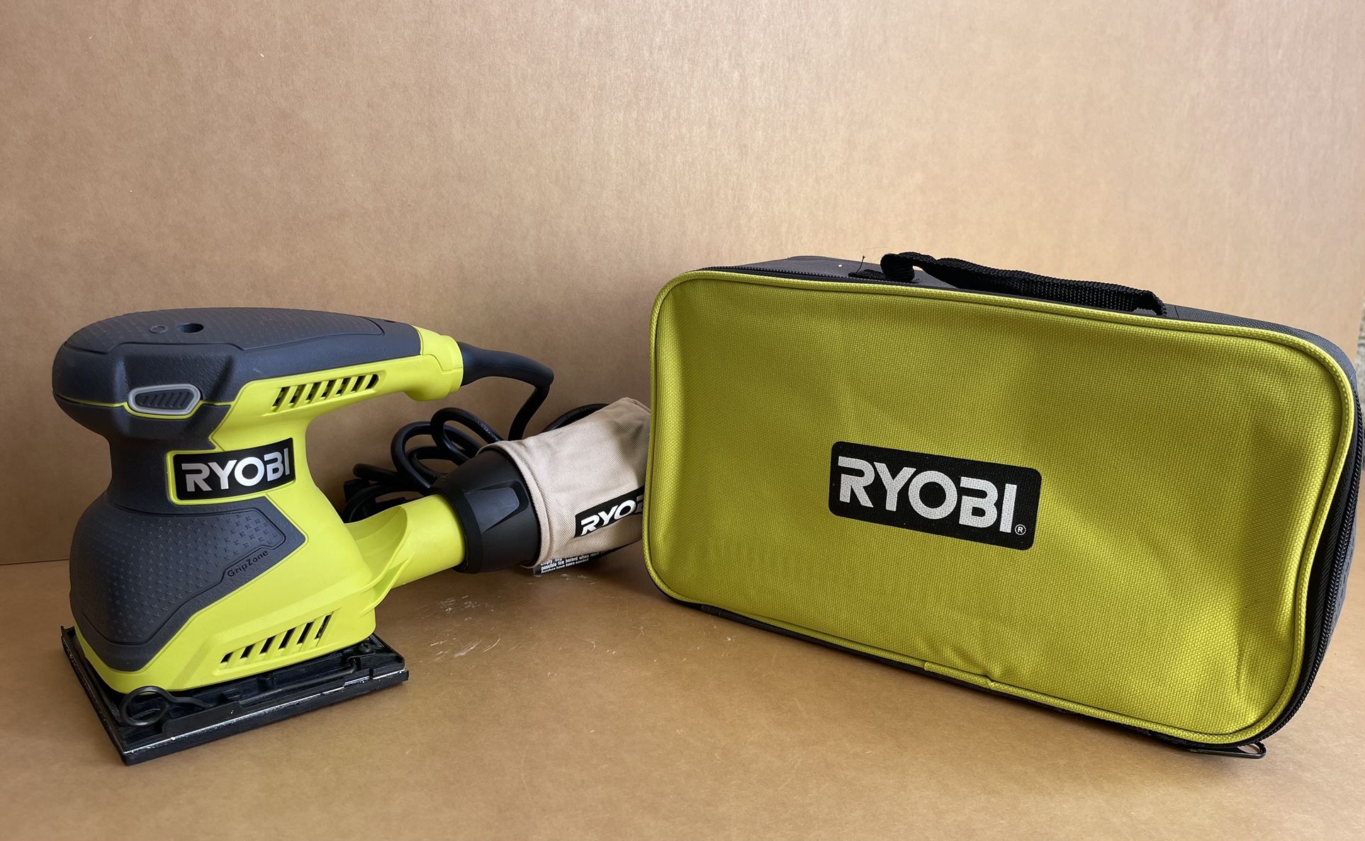 RYOBI 2 Amp Corded 1/4 Sheet Sander