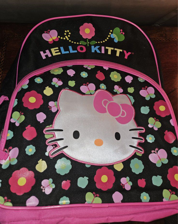HELLO KITTY BACKPACK NEW