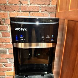 Hot /Cold Water Cooler with Ice Maker