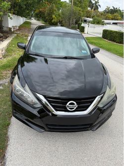 Nissan Altima SR 2.5