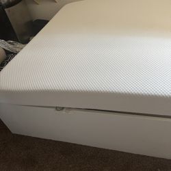Queen Storage Bed w/ Drawers – Mattress Optional