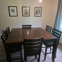 Dining room table