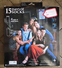 FRIENDS 15 Days of Socks Advent Calendar 15pk - Colors May Vary MENS 6-12 NIP