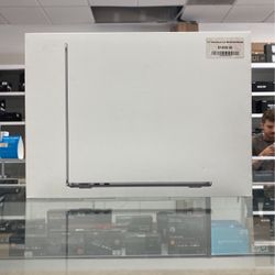 13” MacBook Air M3/8GB/256GB 