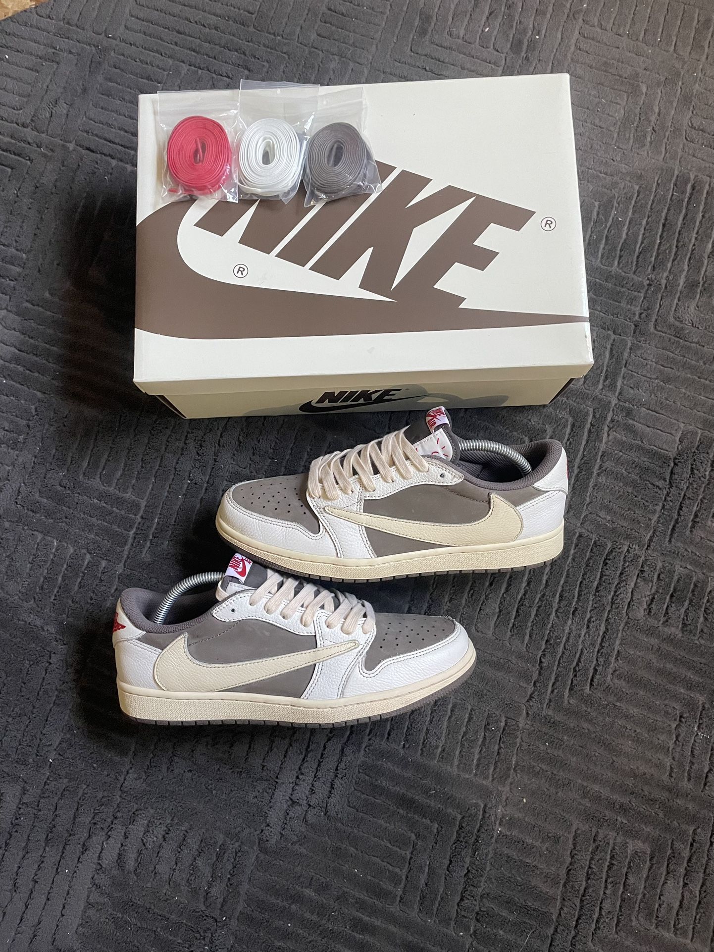 Travis Scott Reverse Mocha Lows