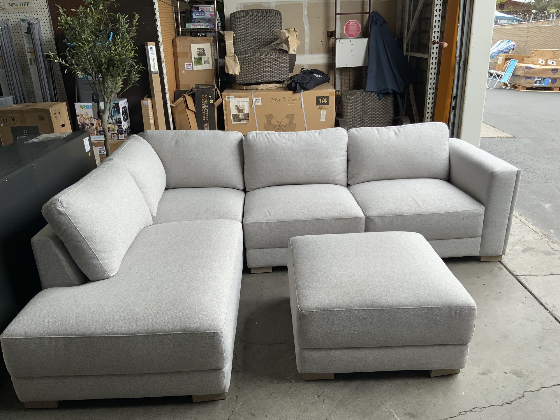 Drayden Fabric Sectional With Ottoman