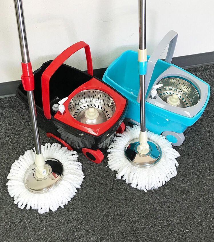 (NEW) $25 each Deluxe Spin Mop with Wheels and Extended Handle with 2x Microfiber Mop Heads