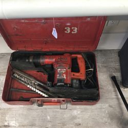 HILTI Drill TE 72 W/ 5 Bits