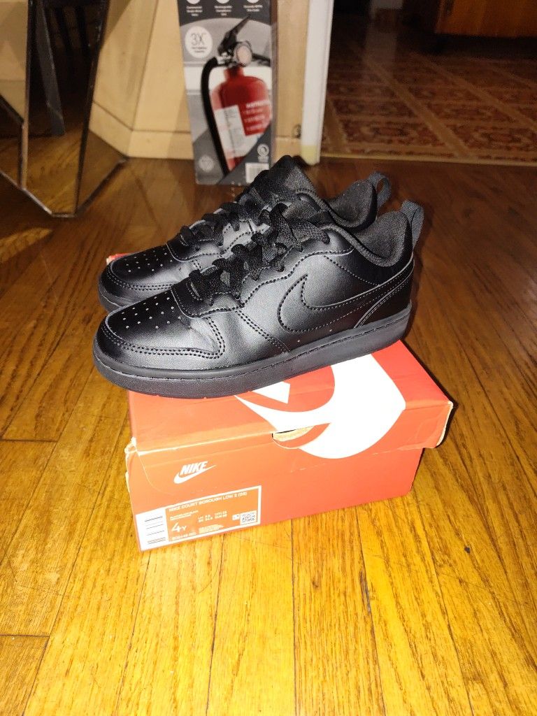 Nike Shoes All Black