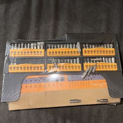 Screwdriver and Bit Set