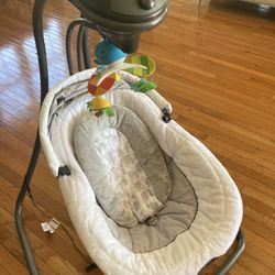 Graco Baby Swing