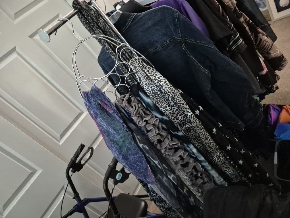 Women's NEW Scarves and Wraps $2-$7each. Genuine Leather Jacket $40.
