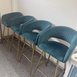 4 Emerald Velvet Bar Stools