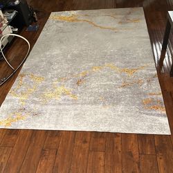 8ft X5.1ft Flooring Rug Silver Color With Gold Pattern